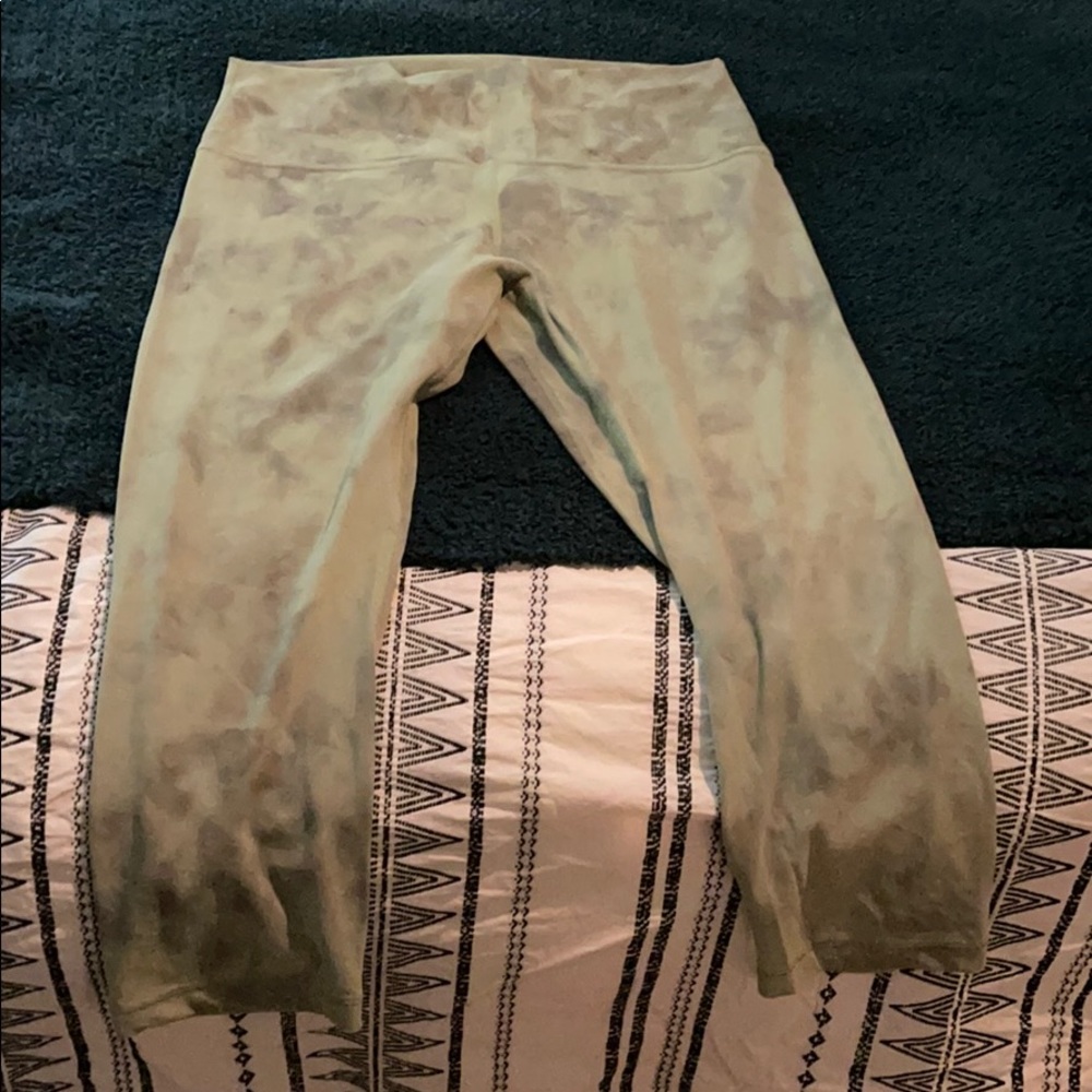 Lululemon Olive Diamond Dye 21” Align Size 12